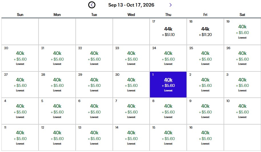 United MileagePlus award calendar for DFW to Munich, Sep 13 to Oct 17 2026, showing 40,000 miles plus $5.60 on most dates, with a few dates at 44,000 miles with higher taxes